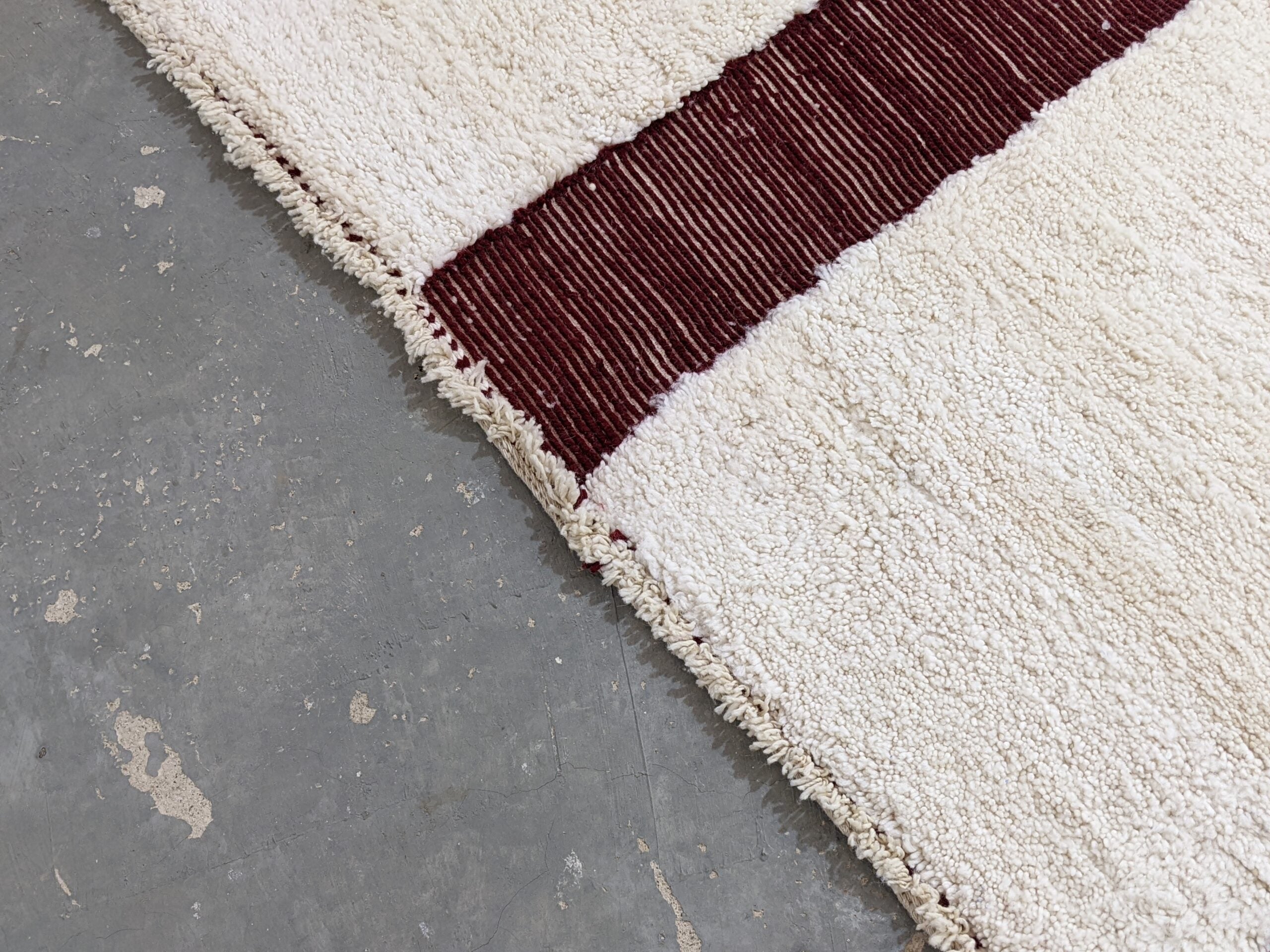 DecorBites™ Moroccan Handmade Traditional Beni Ouarain Rug 297 X 206 Cm