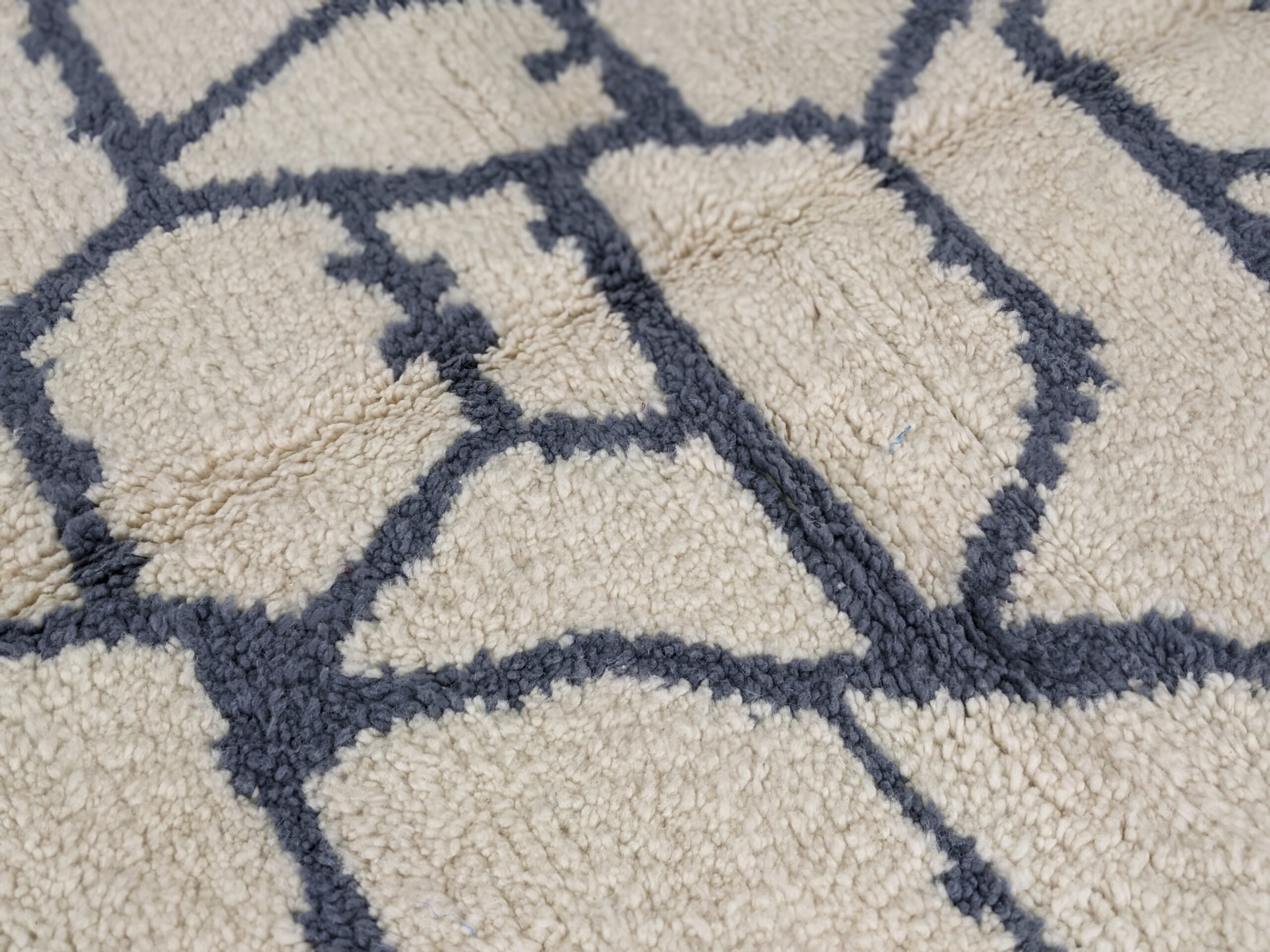 DecorBites™ Moroccan Handmade Traditional Beni Ouarain Rug 297 X 208 Cm