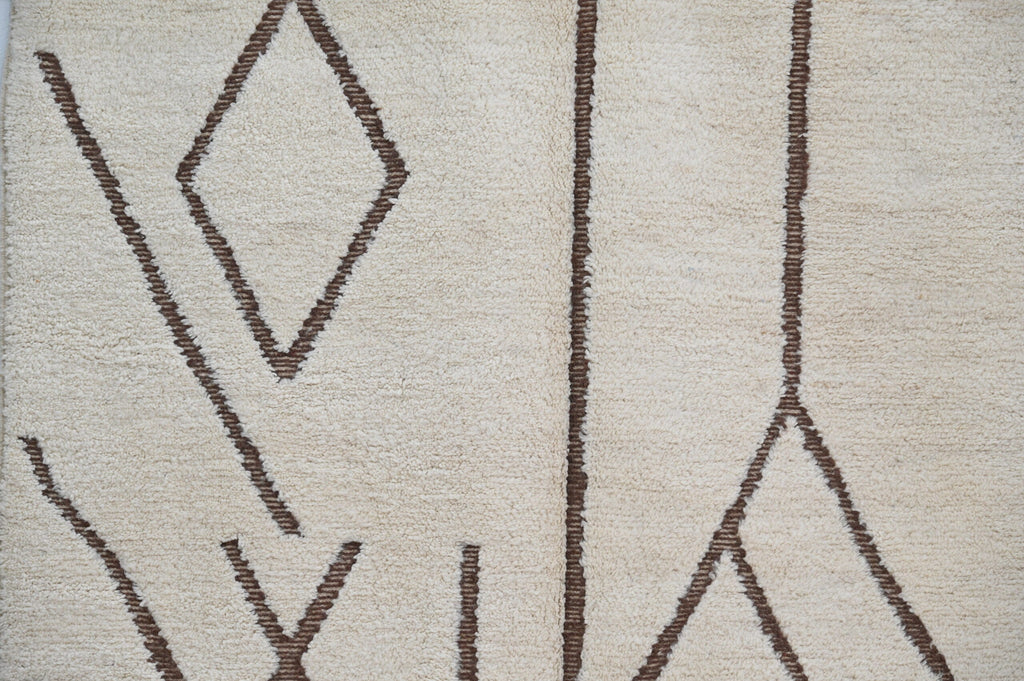 DecorBites™ Moroccan Handmade Traditional Beni Ouarain Rug 300 X 210 Cm