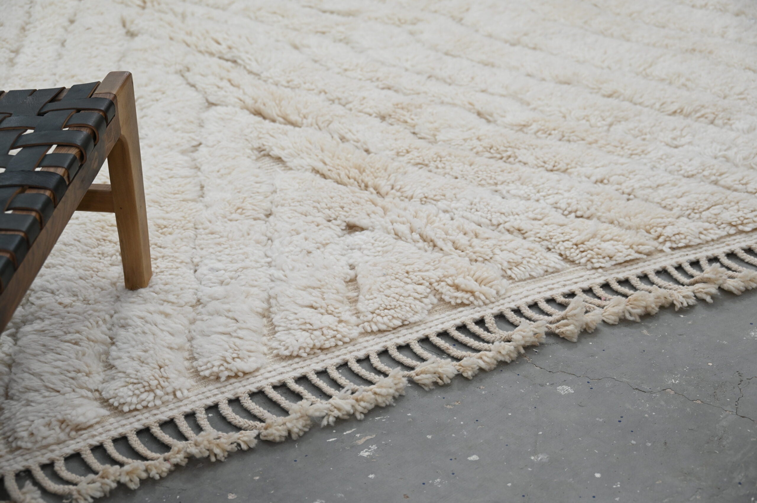 DecorBites™ Moroccan Handmade Traditional Beni Ouarain Rug 300 X 217 Cm