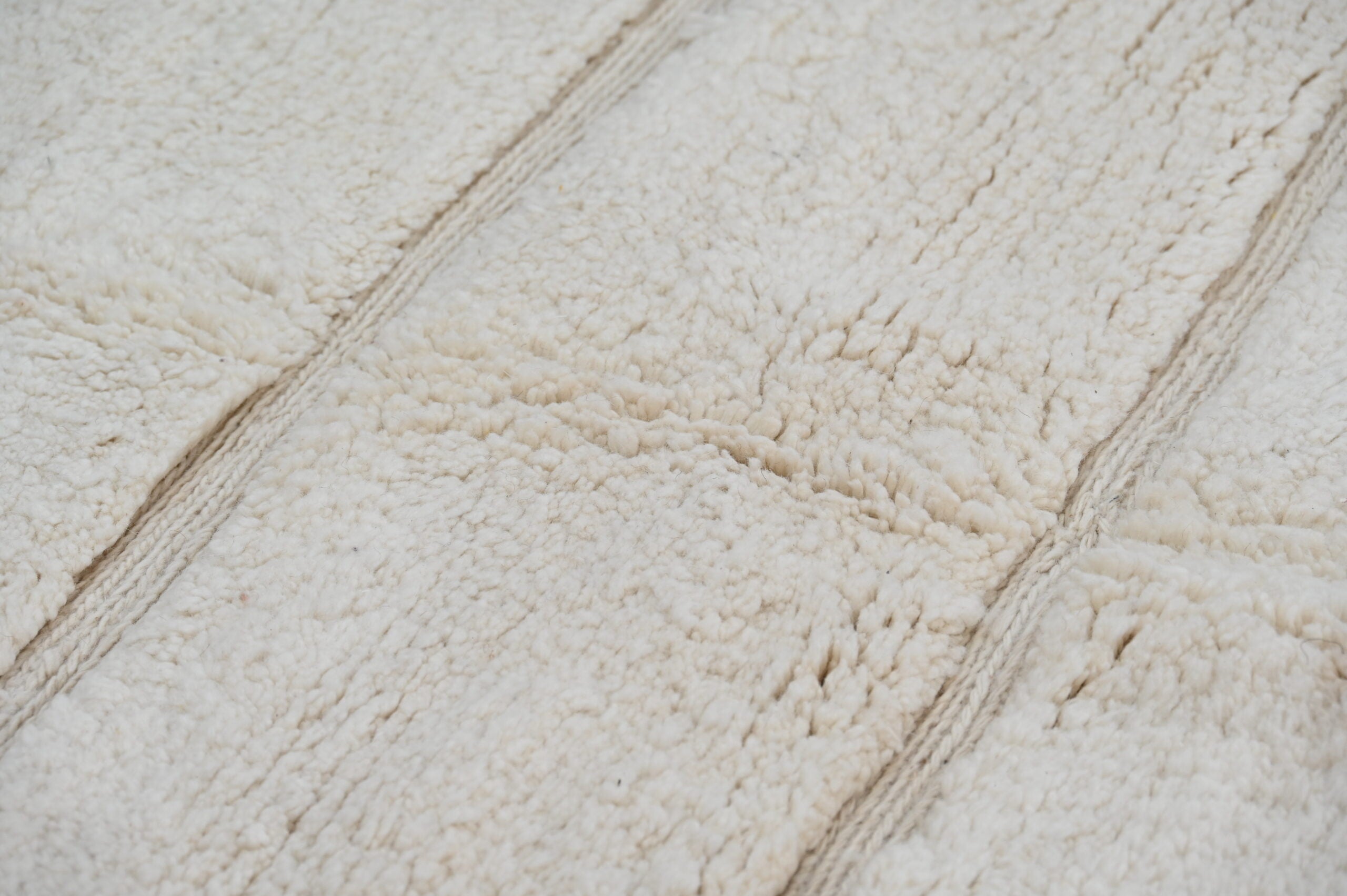 DecorBites™ Moroccan Handmade Traditional Beni Ouarain Rug 303 X 205 Cm