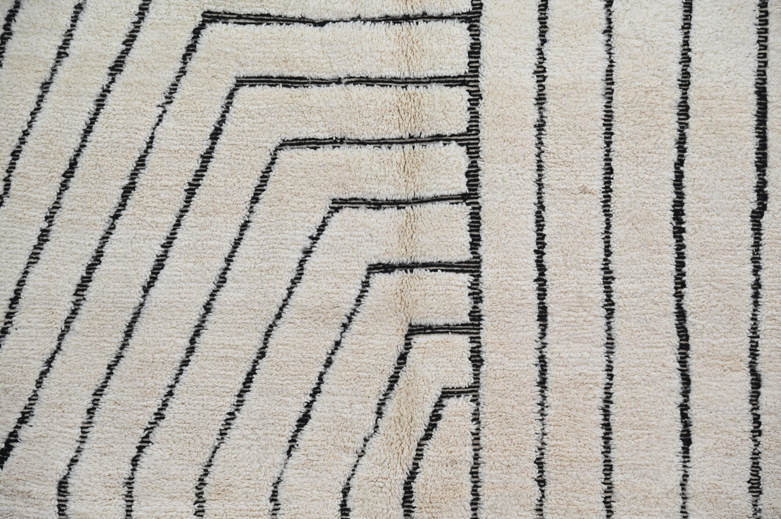 DecorBites™ Moroccan Handmade Traditional Beni Ouarain Rug 304 X 210 cm