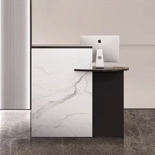 Natalia · Greeter Station