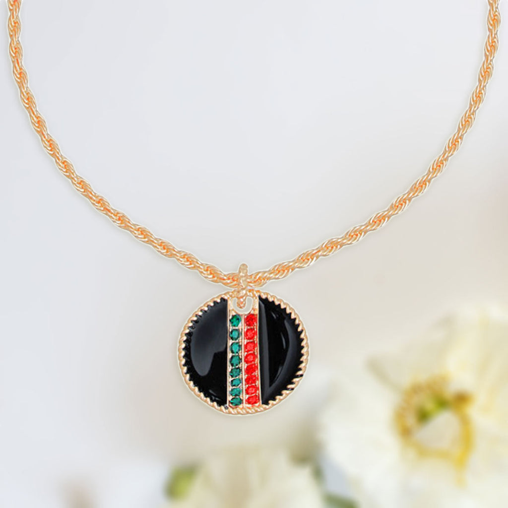 Pendant Necklace with Black Stripe and Gold Twisted Chain Stylish Jewelry Accessory